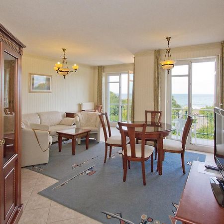 Seetelhotel Ostseeresidenz Ahlbeck ゼーバート・ヘリングスドルフ エクステリア 写真