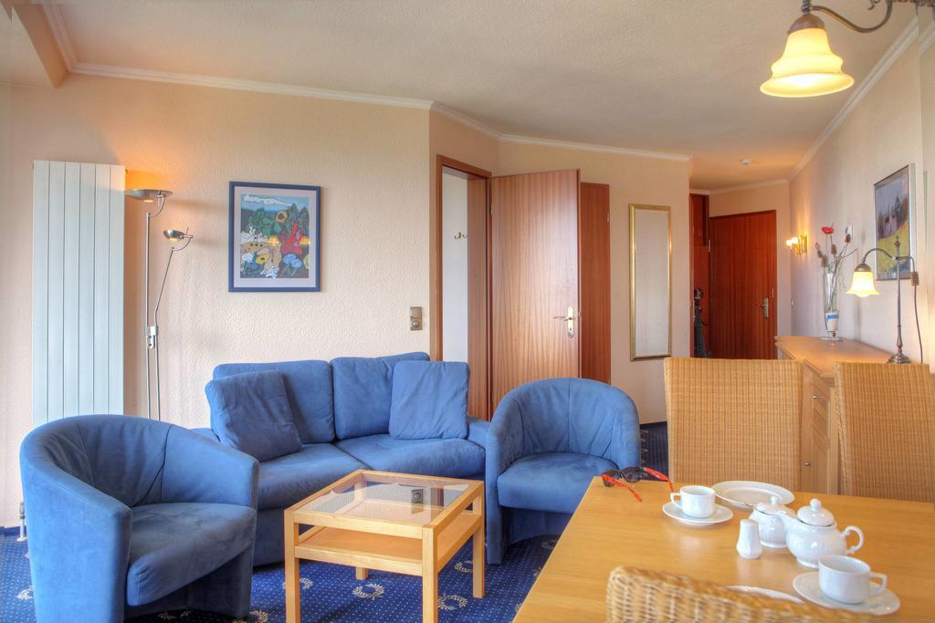 Seetelhotel Ostseeresidenz Ahlbeck ゼーバート・ヘリングスドルフ エクステリア 写真